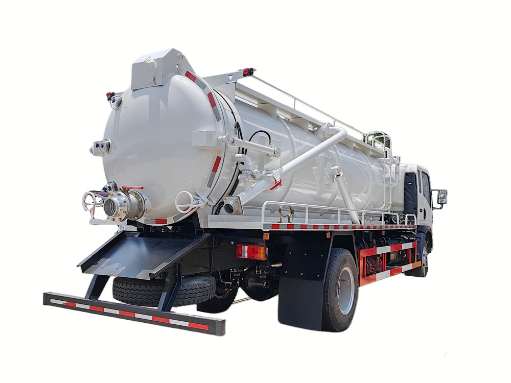 HOWO RHD 5000 liters sewer vacuum truck