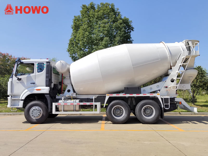 Howo 10 wheels concrete mixing truck