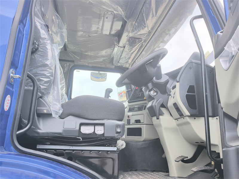 HOWO NX cabin with RHD model for Kenya