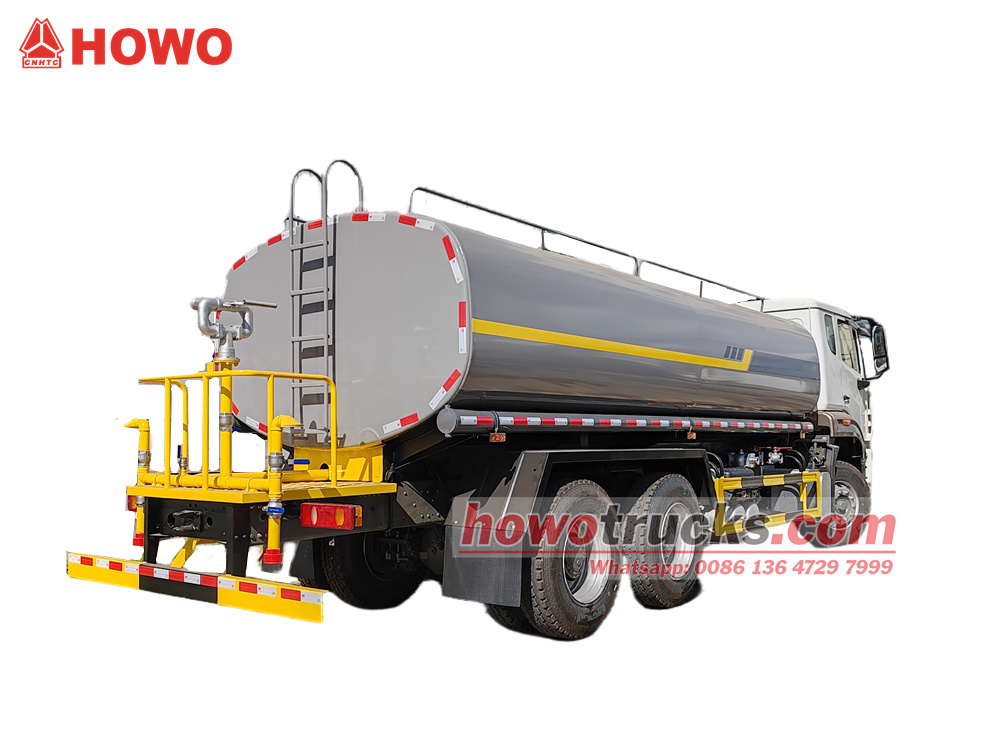 SINOTRUK HOWO 18CBM water tank truck