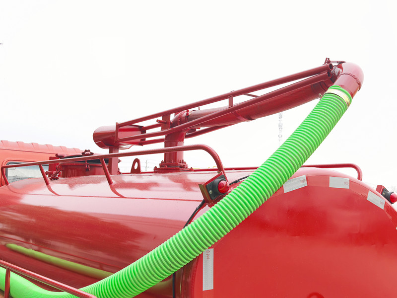 Howo RHD vacuum suction pump truck