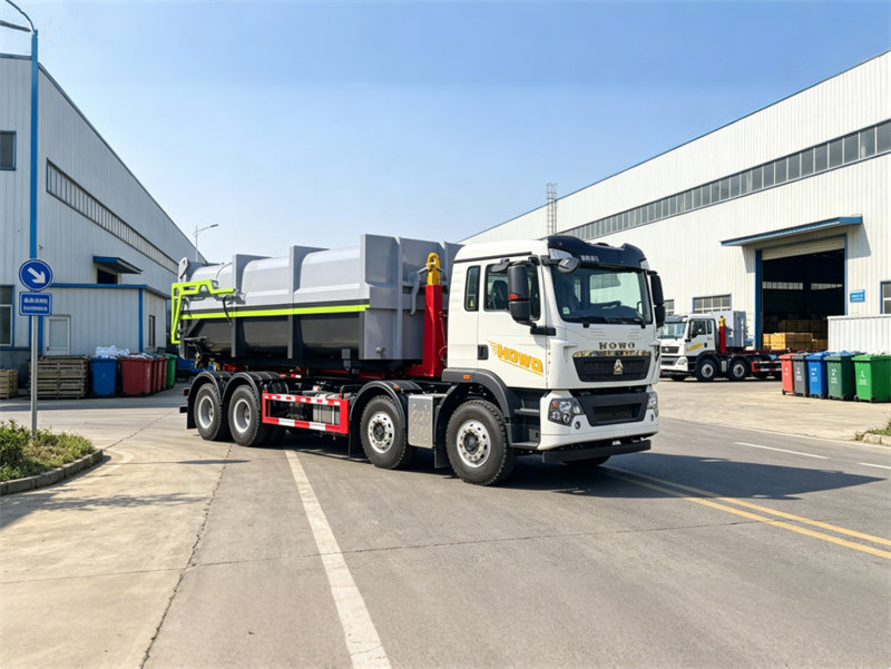 HOWO heavy 25tons garbage hooklift truck HOWO heavy 25tons garbage hooklift truck
